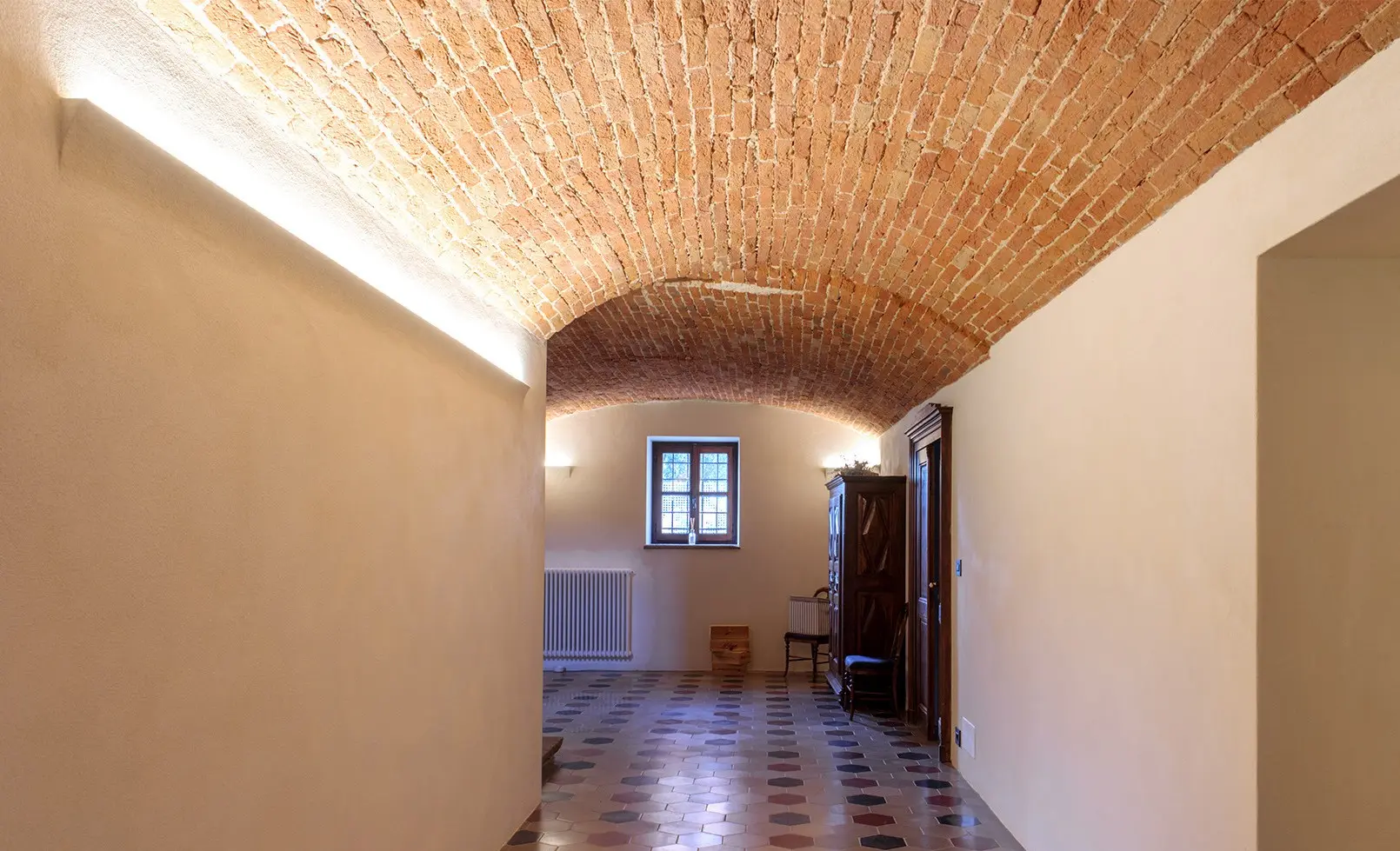 illuminazione nascosta a parete